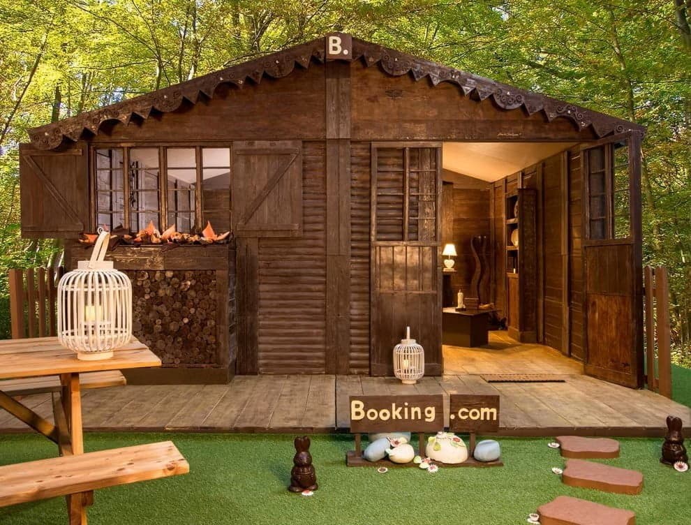 booking.com-chocolate-cottage