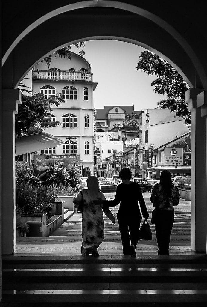 You Need Three Deep Relationships To Thrive As You Age- A Lesson From Superagers And What That Means For You