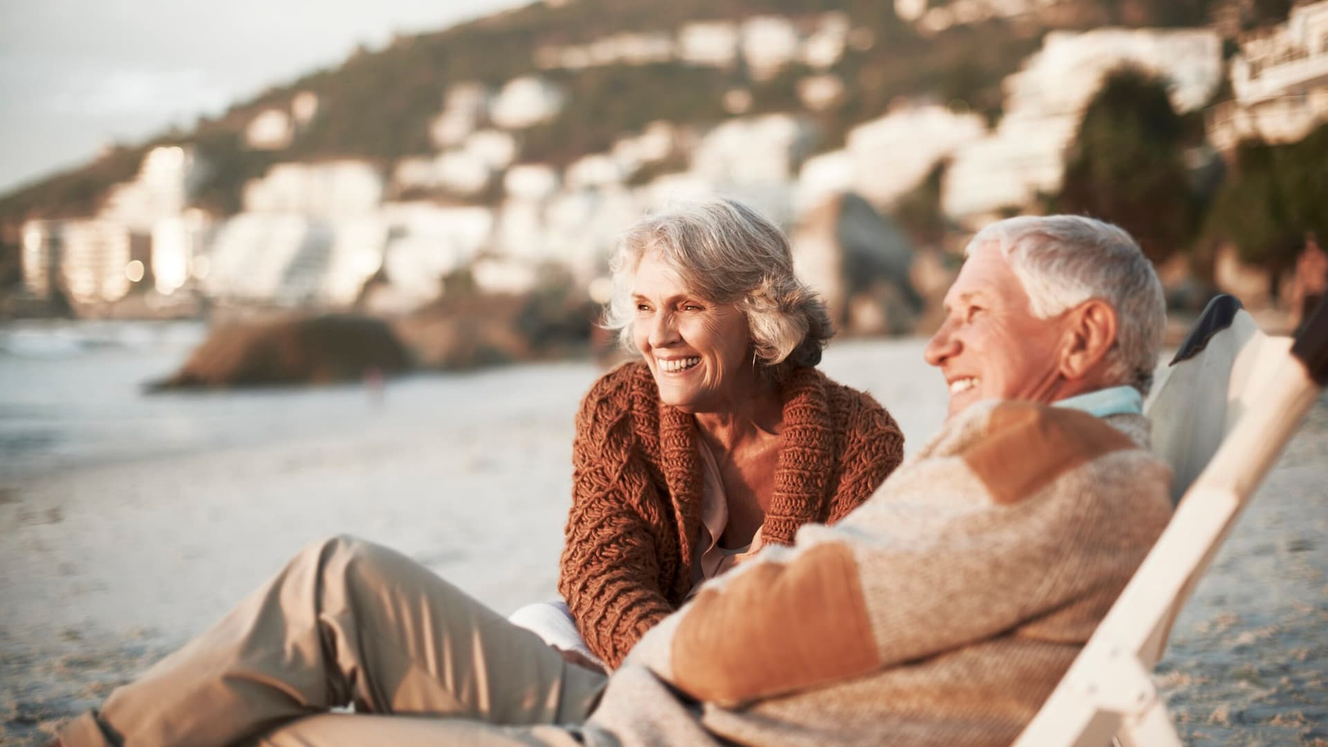 How are Modern Retirees Redefining Retirement in the New Golden Age?