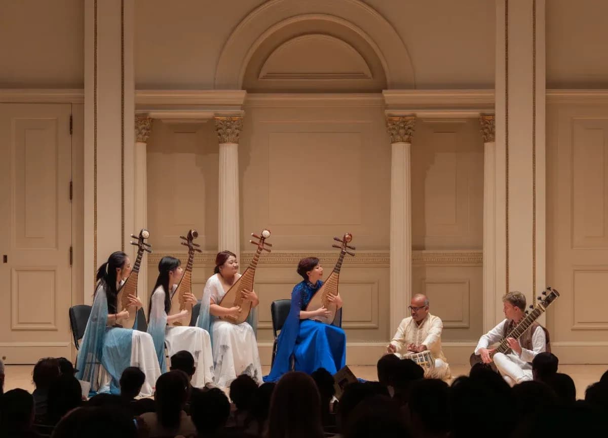 xinjiang-folk-song-grace-me-a